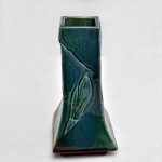 Australian Pottery - Gumnut vase.. Click for more information...